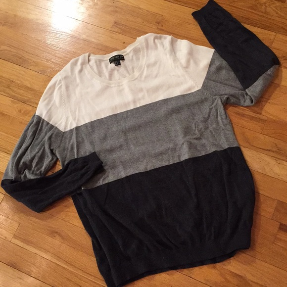 Forever 21 soft colorblock knit white/gray/black - Picture 1 of 5